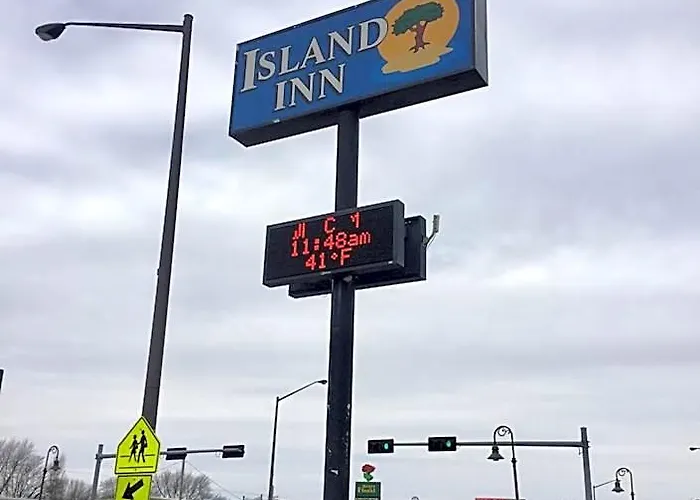 Island Inn