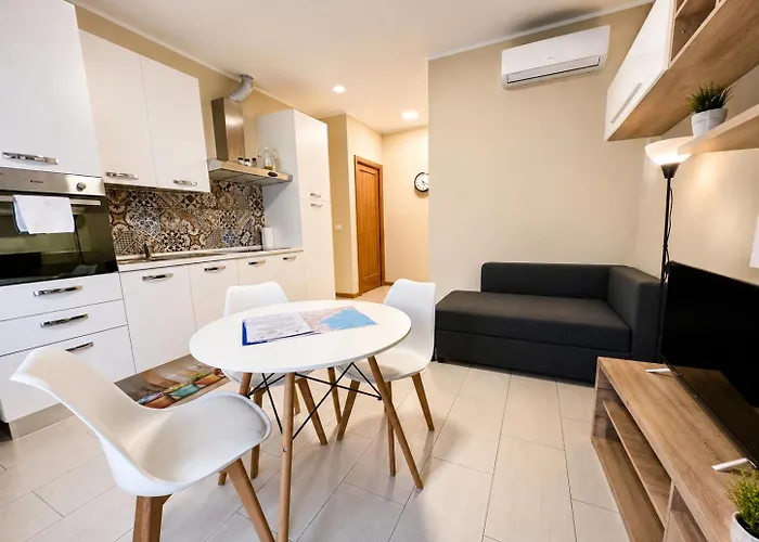Grab A Flat In Coroneo