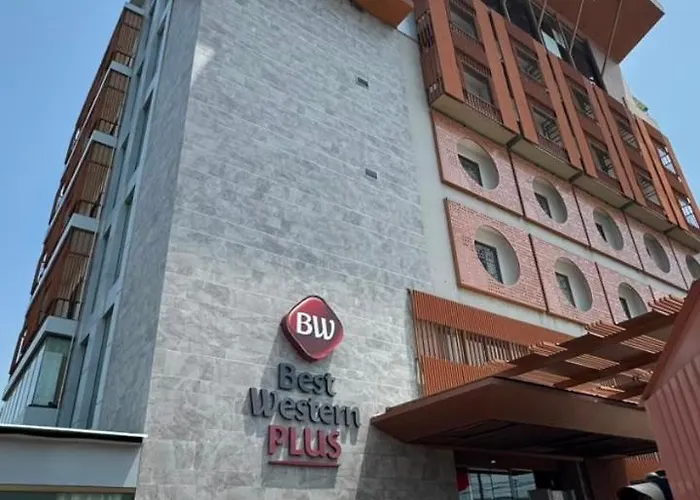 Best Western Plus Grand Multan
