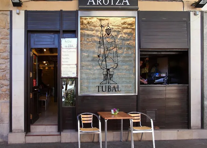 Hostal Arotza