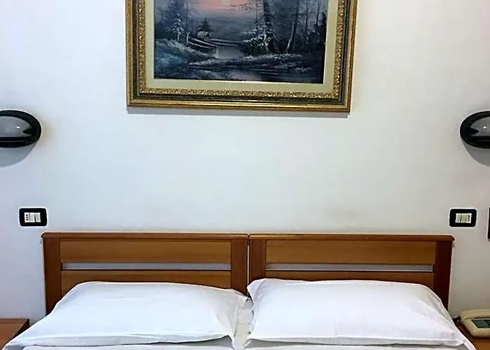 Hotel Dora
