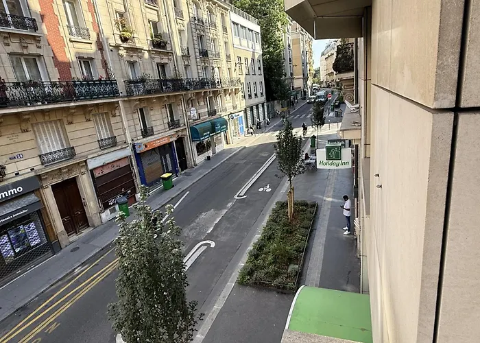  Holiday Inn Paris Montmartre By Ihg