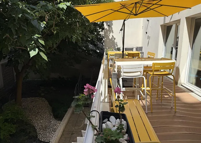  Holiday Inn Paris Montmartre By Ihg
