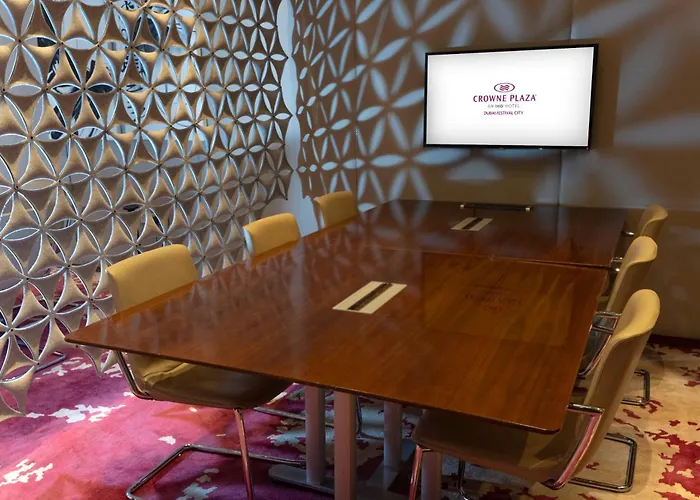 Hotel suites Crowne Plaza Dubai Festival City