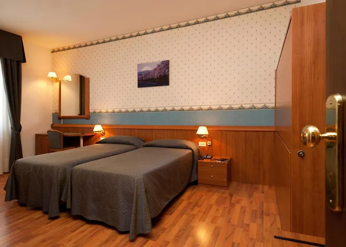 Great Location Near The Colosseum In Central Rome