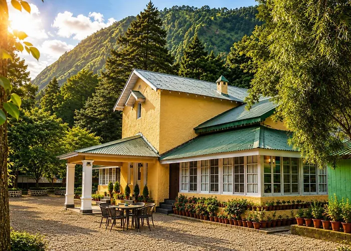 Hotels with tennis Vikram Vintage Inn