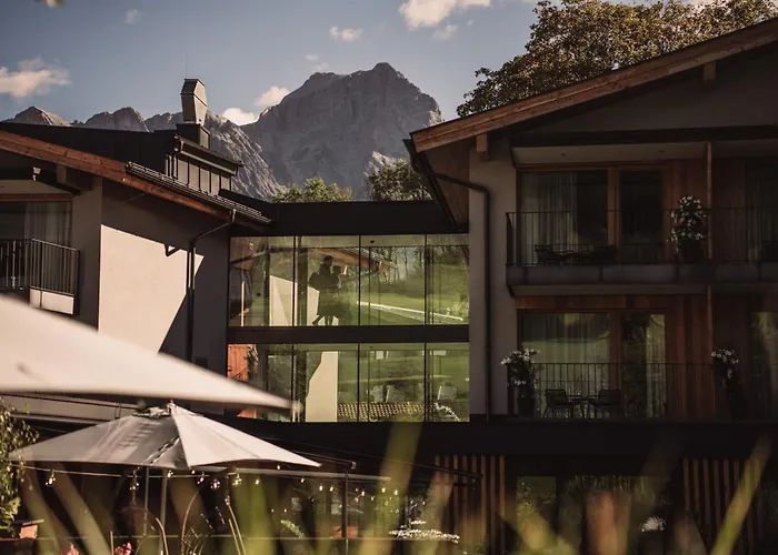 Wellness Und Brunch Hotel Morgenzeit Beheizter Naturteich Genuss Fruehstueck Bis 13 Uhr Hochkoenig Sommercard