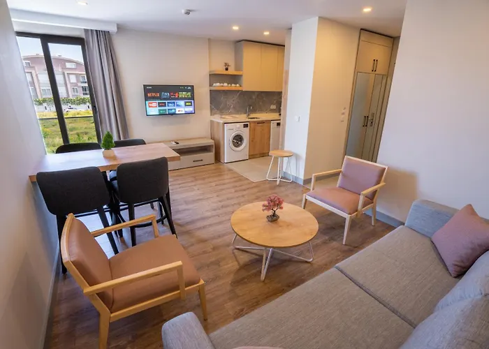 Letstay Marine Homes