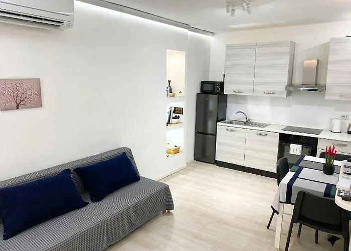 La Divina Suites