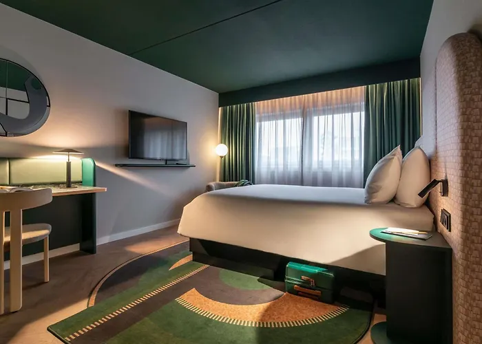 Family Friendly Hotels Tribe Den Haag Centraal - Opened December 2025