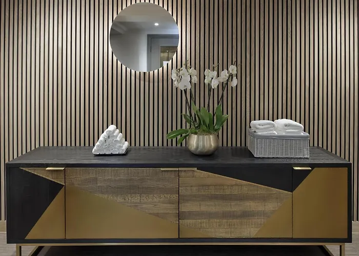  Hyatt Regency London - The Churchill