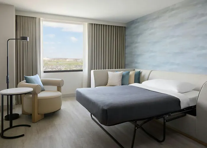 Romantic hotels Toronto Airport Marriott