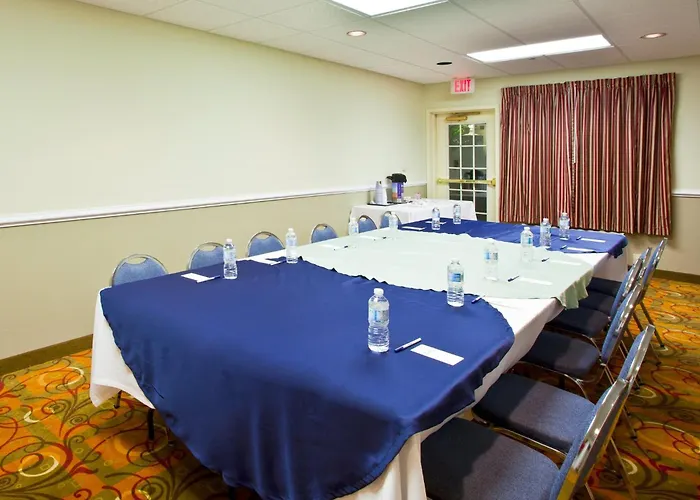 Holiday Inn Express Hotel & Suites Live Oak By Ihg