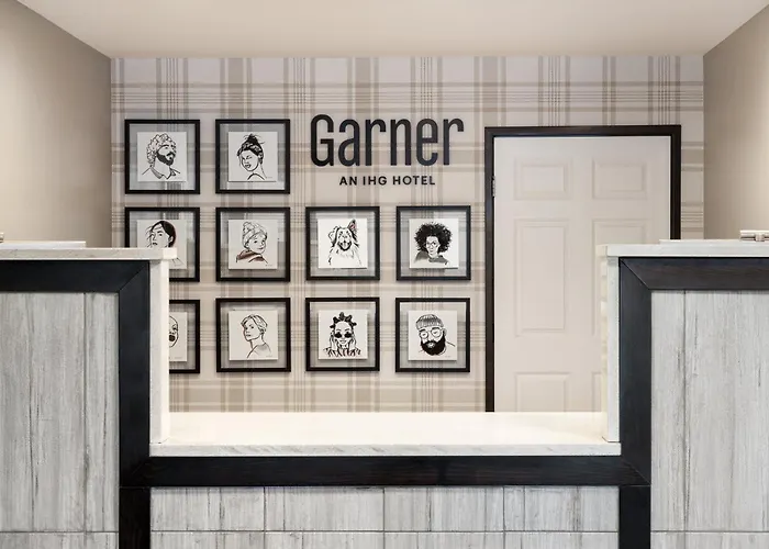 Grander Inn & Suites By Ihg