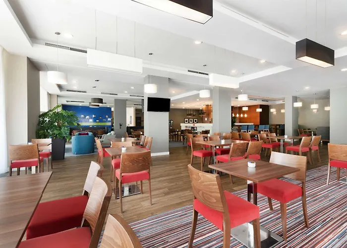 Hampton By Hilton