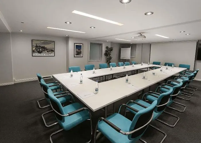  Mercure London Paddington