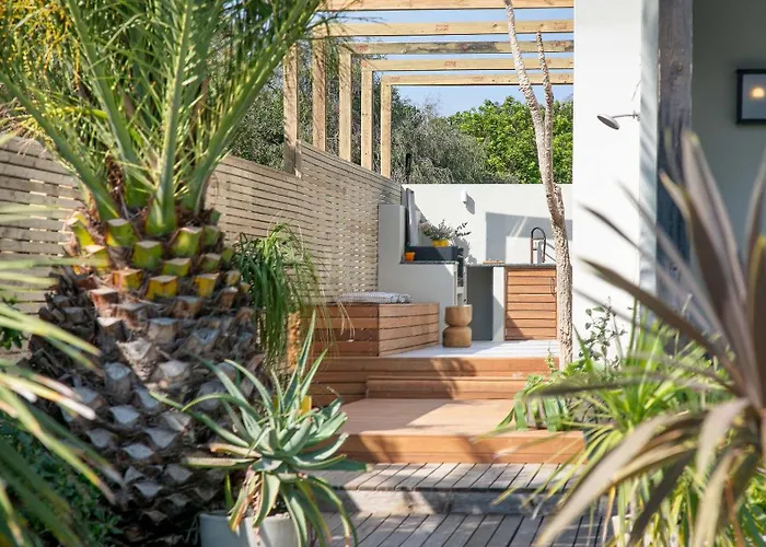 Noordhoek Beach Villa - Solar Back Up Power