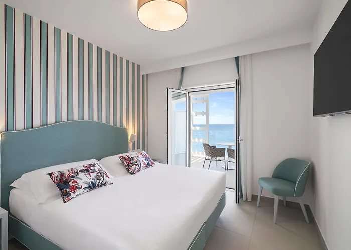 Seaside Hotel