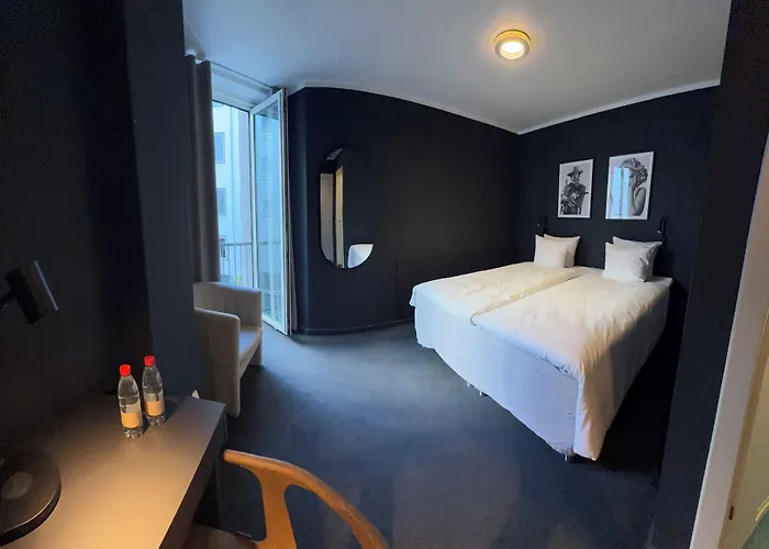 Hotel Maritime