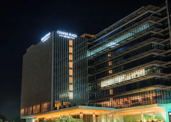 Crowne Plaza By Ihg