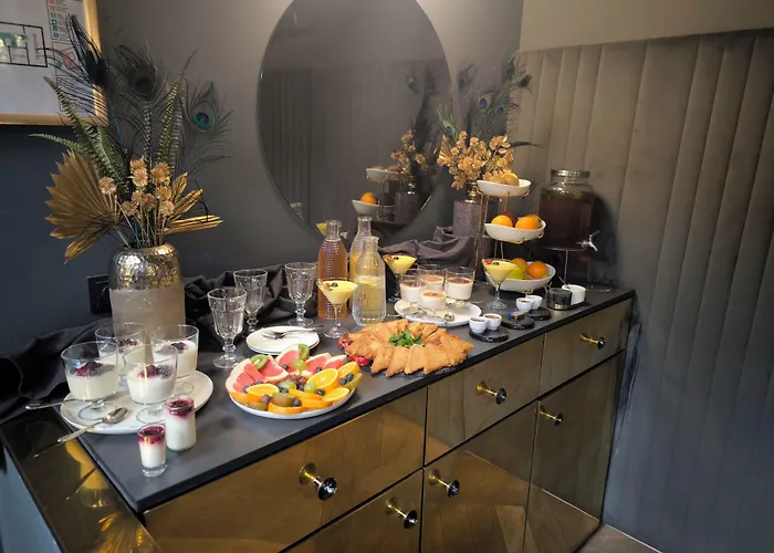  Leo Boutique Rooms - Adults Only