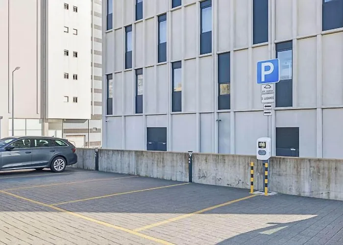 B&B HOTEL Famalicão