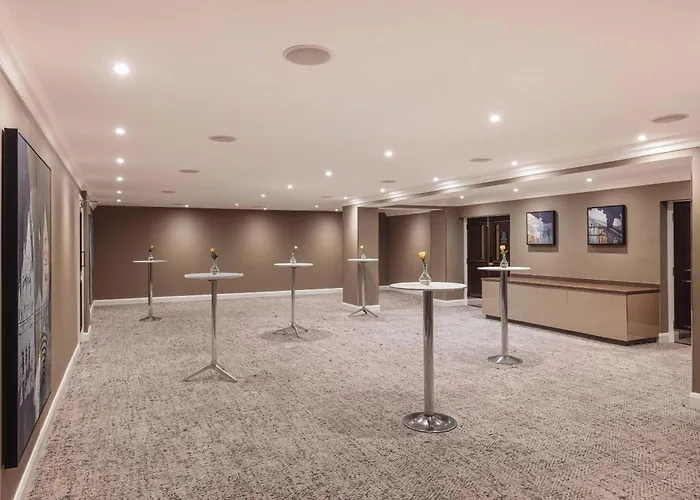 Radisson Blu , South Kensington