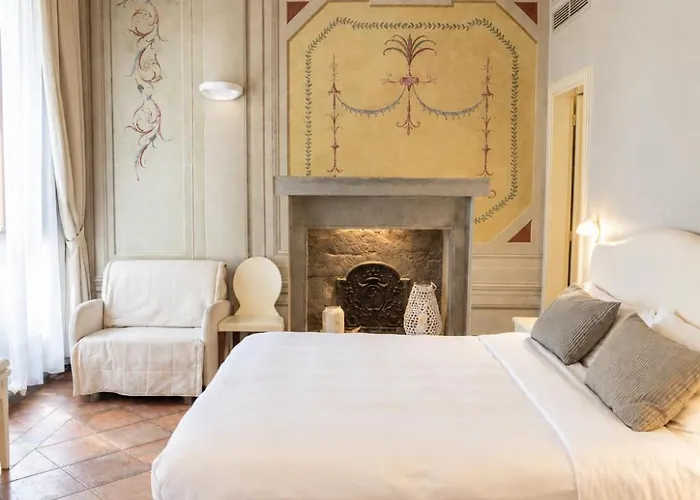 Romantic hotels Renaissance