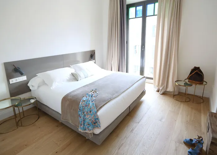 Apartaments Placa Del VI