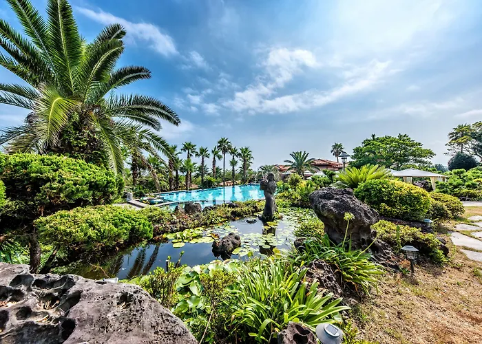 Palm Valley Resort