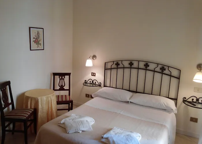 Marta Guest House