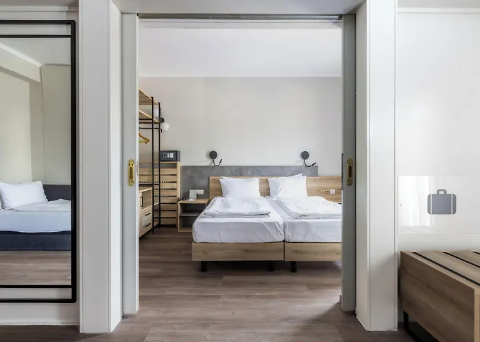 Abc Hotel