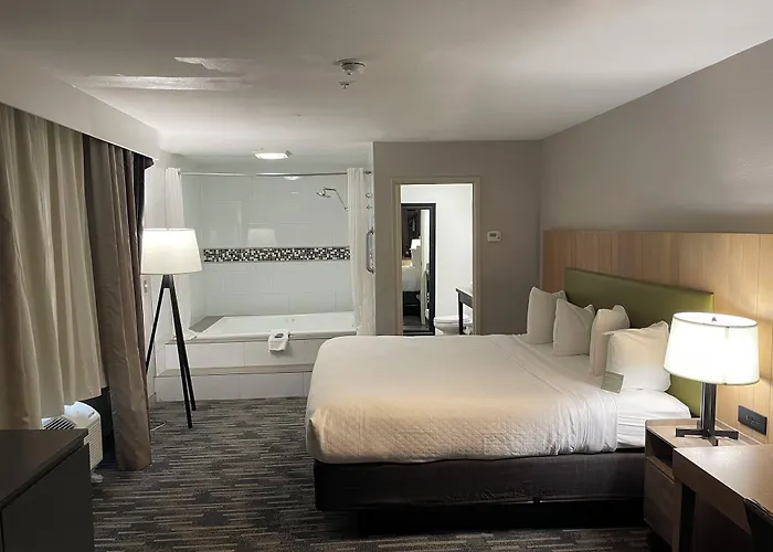 Country Inn & Suites By Radisson, Bakersfield, Ca
