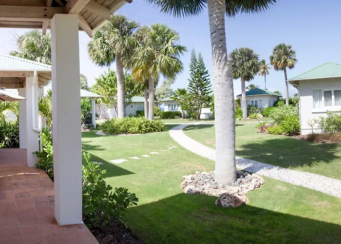 Villa Montana Beach Resort