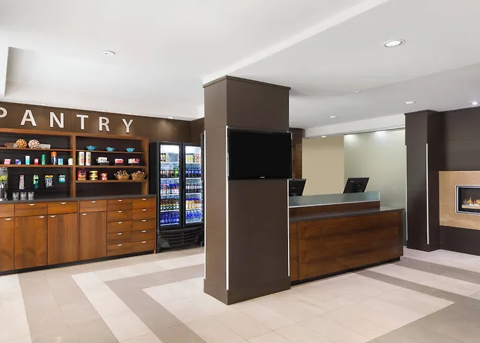 Four Points By Sheraton Surrey
