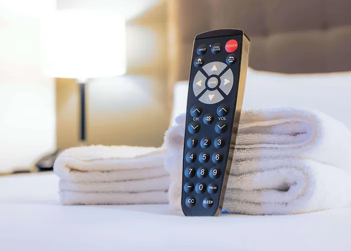 Drury Inn & Suites