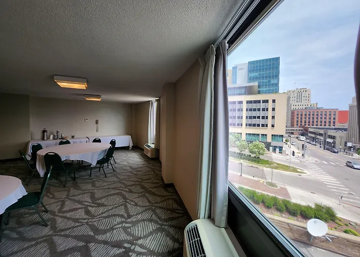 Radisson Hotel Duluth-Harborview