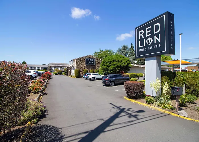Hotels with a view Red Lion Inn & Suites Vancouver