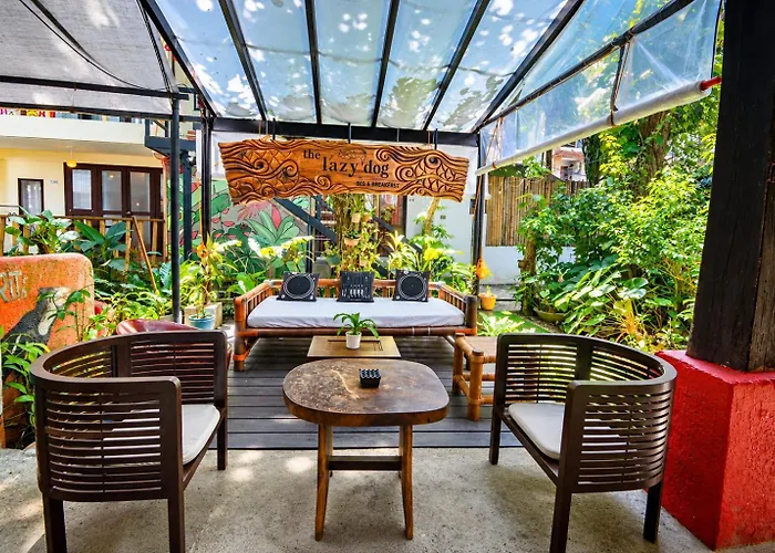 Resorts Guide Lazy Dog Bed & Breakfast