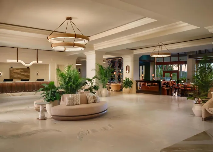 The Ritz-Carlton Naples, Tiburon