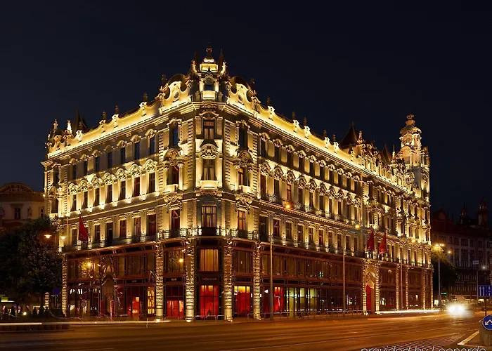 Hotel con tennis: Buddha-Bar Hotel Budapest Klotild Palace