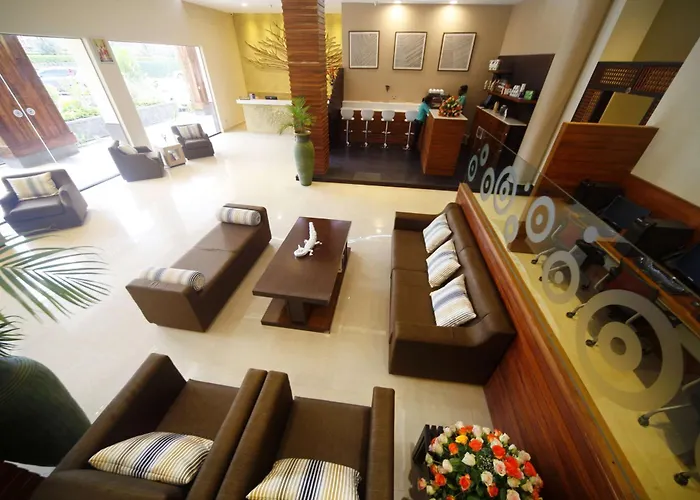 Сity center hotels Best Western Premier Garden Entebbe