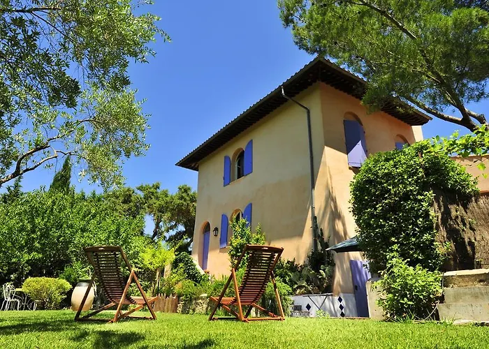 B&B: Le Mazet Des Mures