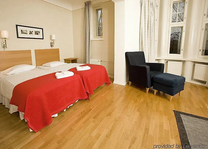 3 SterneHotel Hellsten Helsinki Parliament