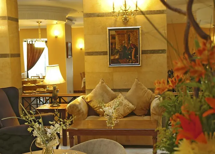 Beach hotel: Imperial Palace Hotel