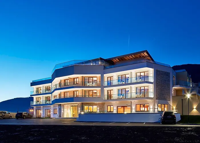 Hotel mit Pool: Sonja Alpine Resort