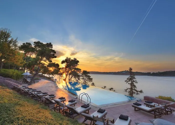 5 star hotel: Arion Resort & Spa, Astir Palace Beach Athens