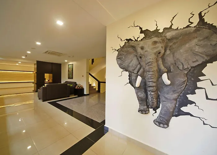 Сity center hotels Best Western Premier Garden Entebbe