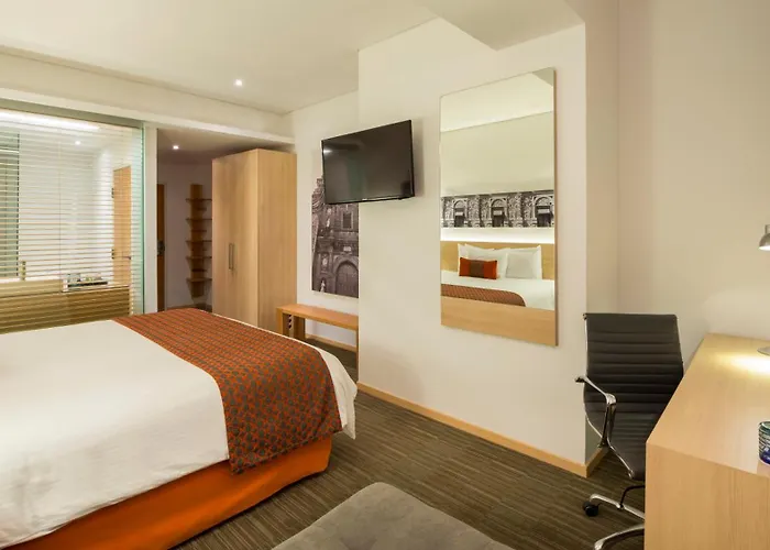 Camino Real & Suites