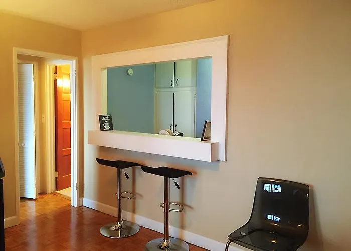 Vacation rental: Downtown 1 Bedroom Apartment 18H